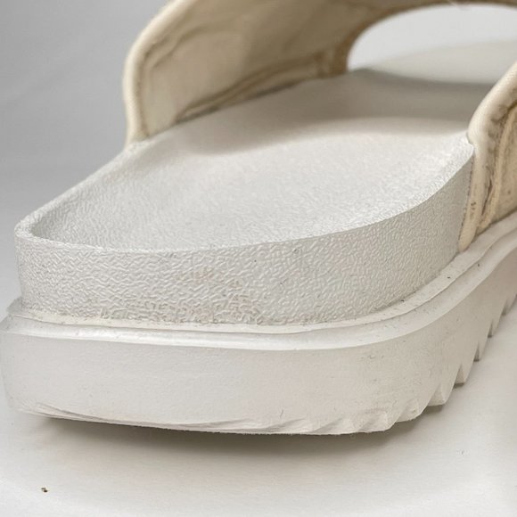 Nike Asuna Slide Desert Sand Beige White Slide. Size 8. Style:CW9703-200.